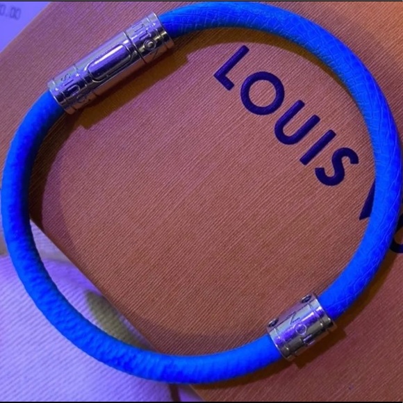 🎭Authentic Louis Vuitton Neo slip bracelet - Picture 2 of 2